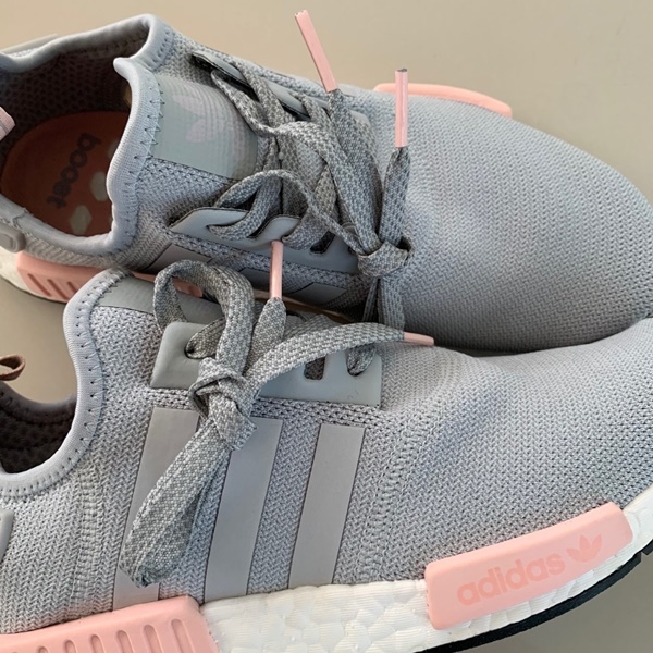 ADIDAS NMD R1 Grey/Pink สีโซน UK ปลั๊กชมพู (ของใหม่ Shoes Case)