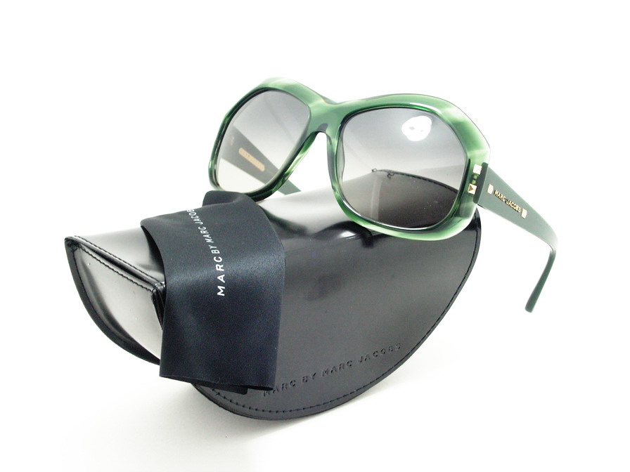 แว่นกันแดด Marc Jacobs ไฮโซมากมายค่ะ ของแท้100%และถูกสุดๆ ส่งตรงจากUS.ค่ะ