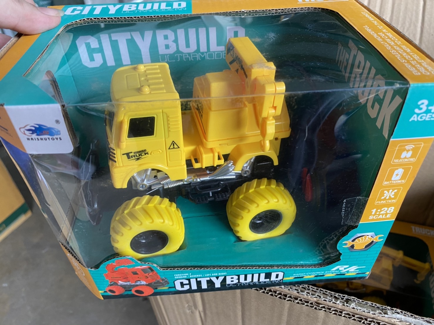 HS028-12A ของเล่นรถเครนบังคับรีโมท คันละ