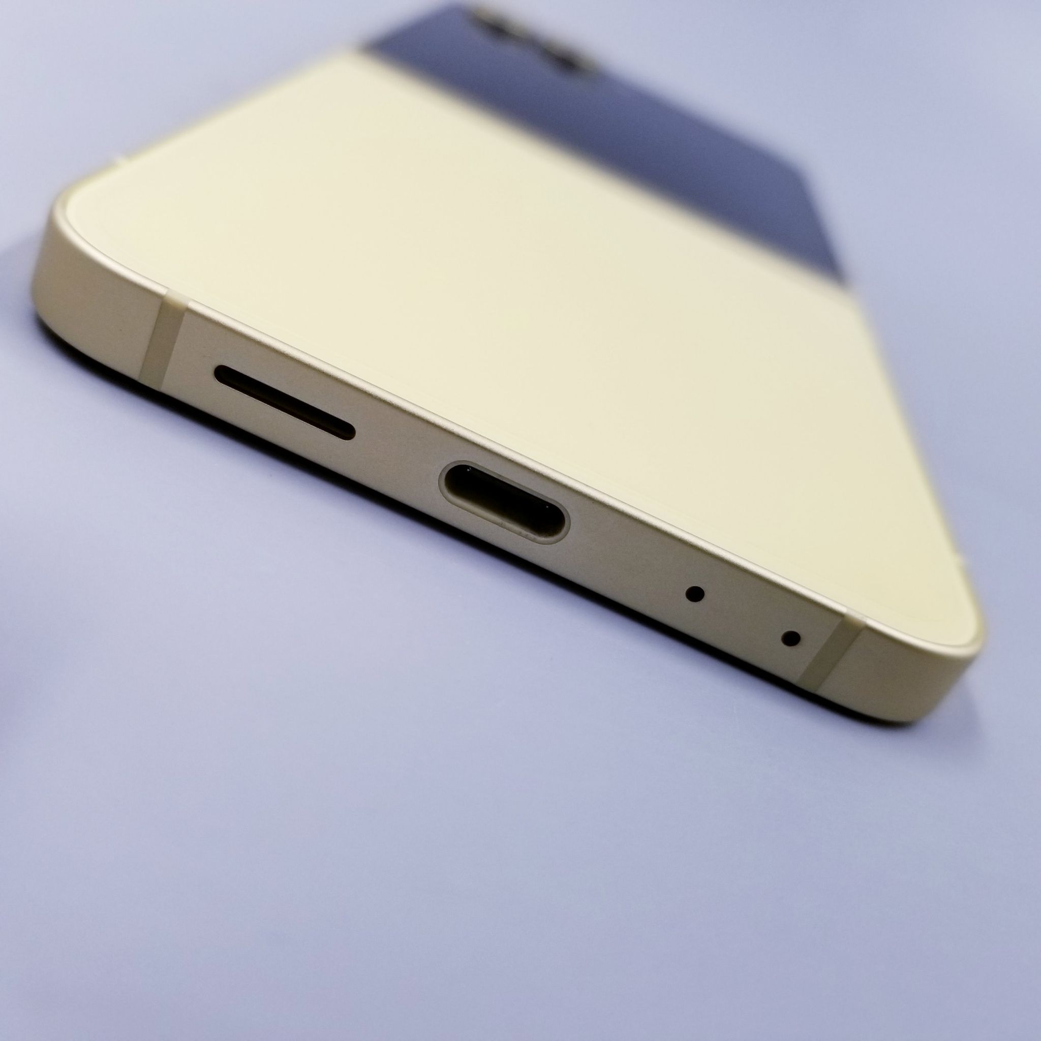 🍍Samsung Galaxy Z Flip6 (12+256GB) Yellow (5G) 🍍🍍มาแล้ว!! Flip6 #ศูนย์ไทย สเปคแรง จอพับได้ พกพาง่าย ราคาเบาๆ!! 🍍