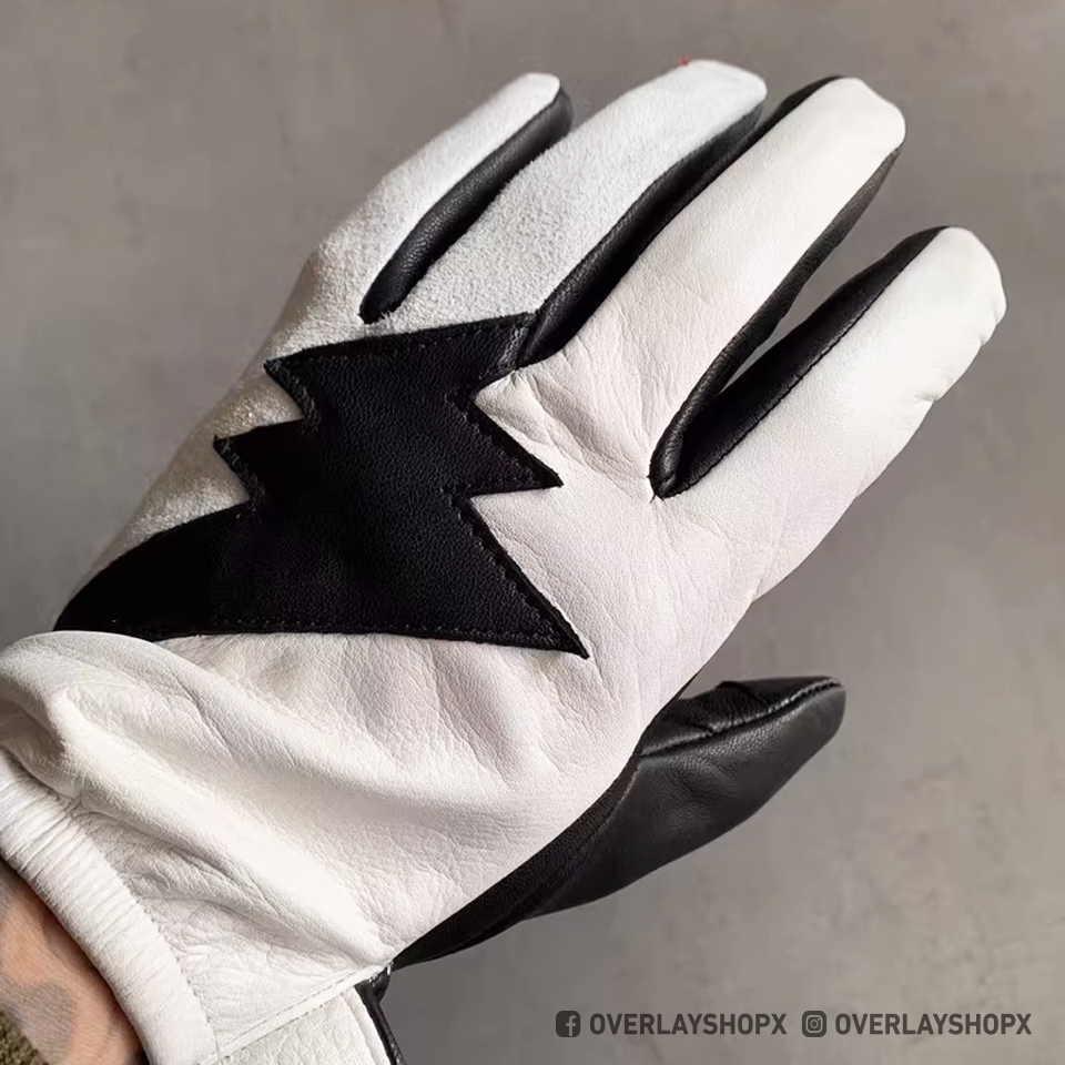 THUNDER GLOVE