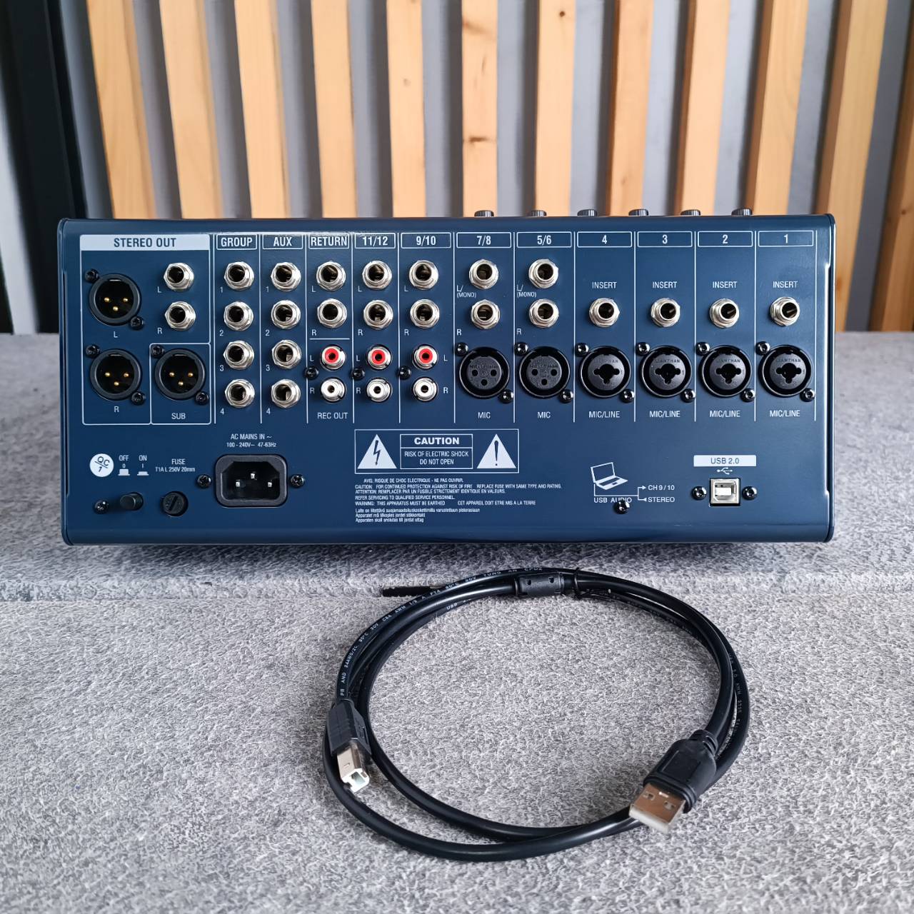 PROEUROTECH SQ-12FX MIXER มิกเซอร์ เอฟเฟคแท้ เครื่องปรับแต่งเสียง โปร ยูโรเทค SQ 12FX SQ12FX เอไอ-ไพศาล