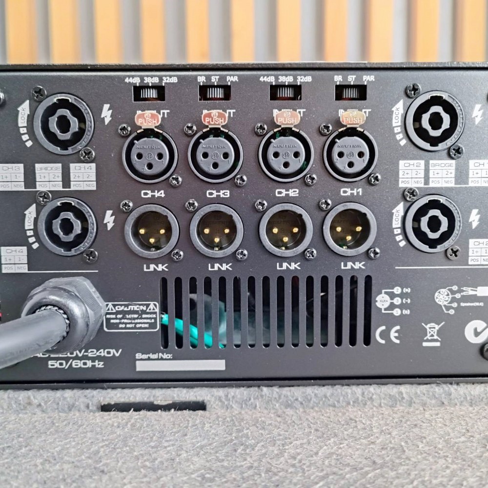 MICROTECH MT-M18X poweramp 4CH กำลังขับ 4 x 1800 วัตต์ ที่ 8 โอห์ม คลาส TD MT M18X ไมโคร เทค MTM18X เอไอ-ไพศาล