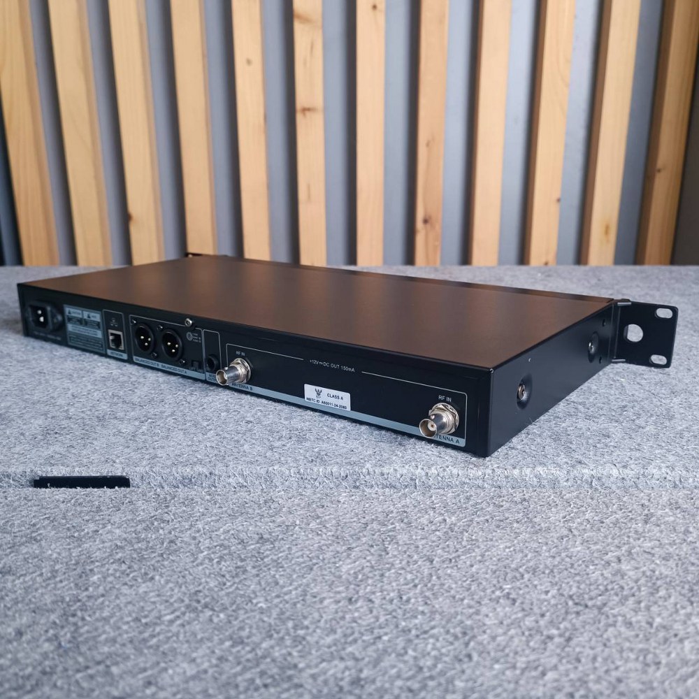 Relacart HR-32 ไมค์ลอยคู่ ไมค์ไร้สายคู่ ความถี่ UHF ไมโครโฟน ไมค์ไร้สาย ไมค์ลอย มือถือคู่ รีลาคาร์ท HR 32 HR32 เอไอ-ไพศาล