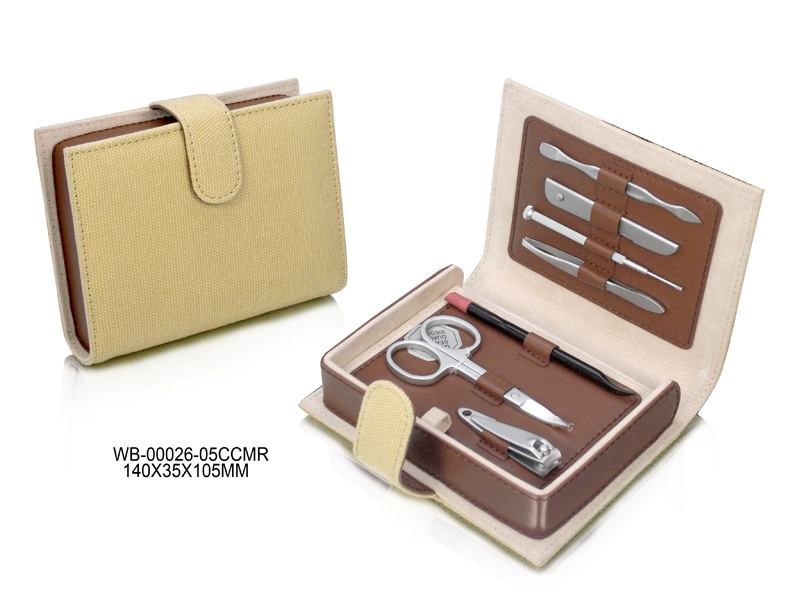 พรีเมี่ยมชุดอุปกรณ์ ตัดแต่งเล็บ Manicure Set สกรีนโลโก้ได้