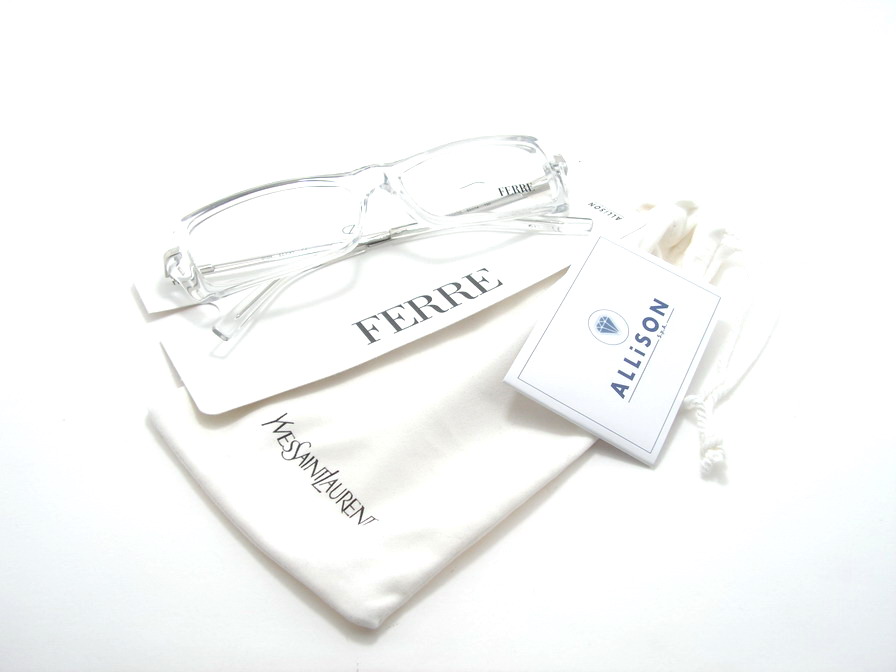 กรอบแว่นสายตา Gianfranco Ferre สวยเก๋สุดๆไปเลยค่ะ ของแท้100%และถูกสุดๆ ส่งตรงจากUS.ค่ะ