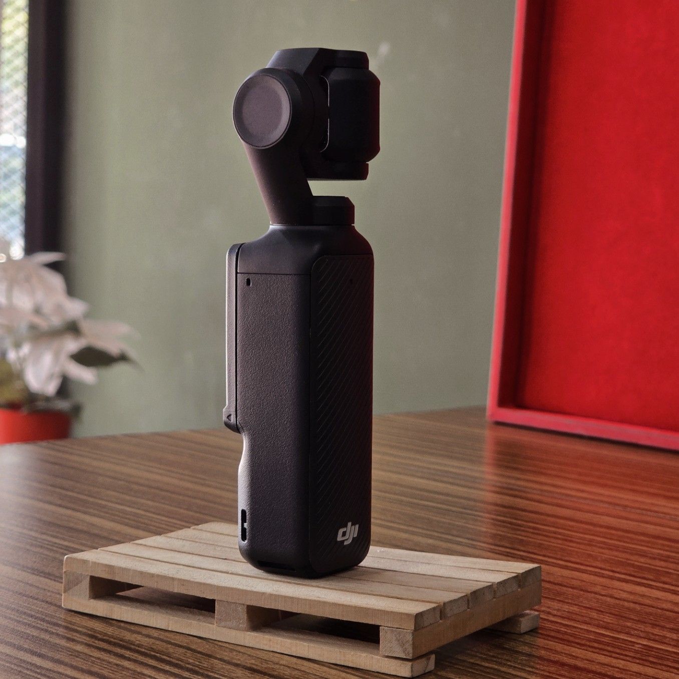 ☁️ DJI Osmo Pocket 3 ☁️ ☁️🎥 มาแล้ว กล้อง DJI Osmo Pocket 3 สภาพดี ราคาสุดคุ้ม 🎥☁️ 📸 มาพร้อมเซ็นเซอร์ CMOS / วิดีโอ 4K/120fps / Focus Range: 0.2 m / HDR 📸