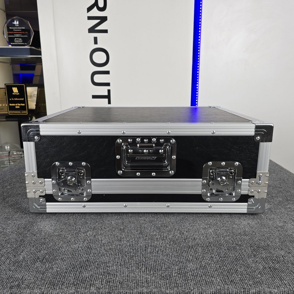 **สินค้าพรีออเดอร์ กรุณาติดต่อแอดมิน** RACK BEHRINGER X-32 PRODUCER สีดำ แร็คใส่มิกซ์ กล่องใส่มิกซ์ X 32 X32 เอไอ-ไพศาล