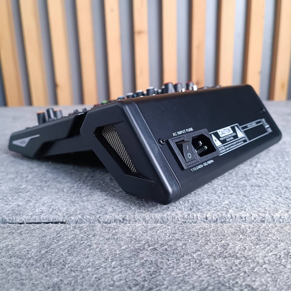 TADA TDS-4 DSP MIXER มิกเซอร์อนาล็อก เครื่องผสมสัญญาณเสียง เครื่องเสียง ธาดา TA DA TDS 4 TDS4 เอไอ-ไพศาล