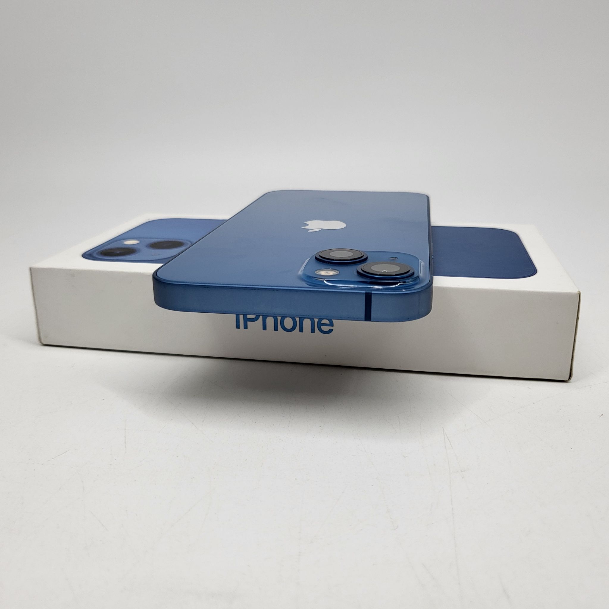 iPhone 13 128GB Blue แบต100% ครบกล่อง ราคาสุดคุ้ม