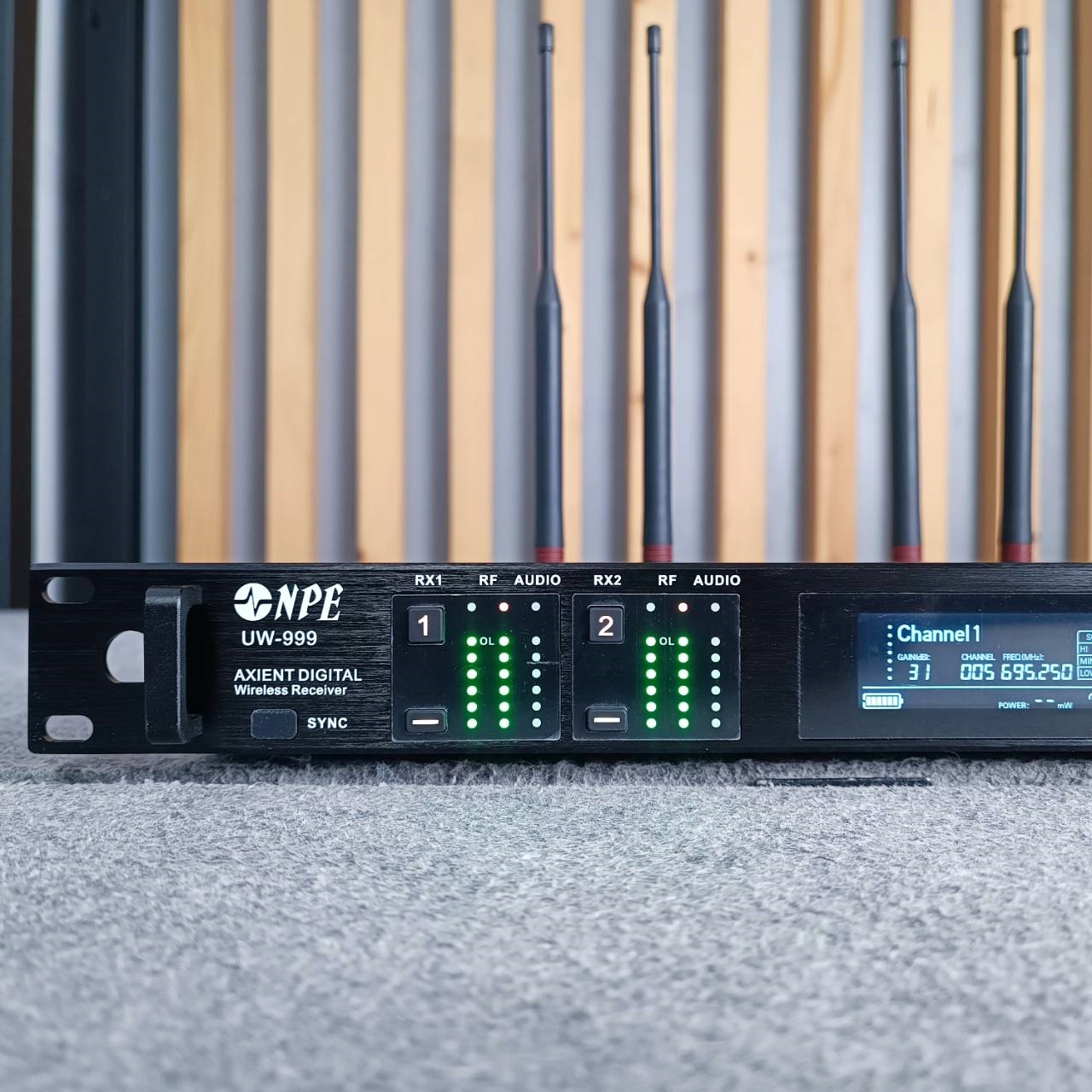 NPE UW-999 ไมค์ลอยคู่ แถมกระเป๋า ไมโครโฟนไร้สาย ถือคู่ UW 999 เอ็นพีอี Wirless Microphone UW999 เอไอ-ไพศาล