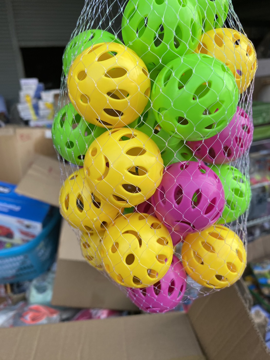 HP611-P1 ของเล่นเด็กเล็ก บอลเขย่ามือเสียงกรุ๊งกริ๊งถุงตาข่าย ปลีกถุงละ