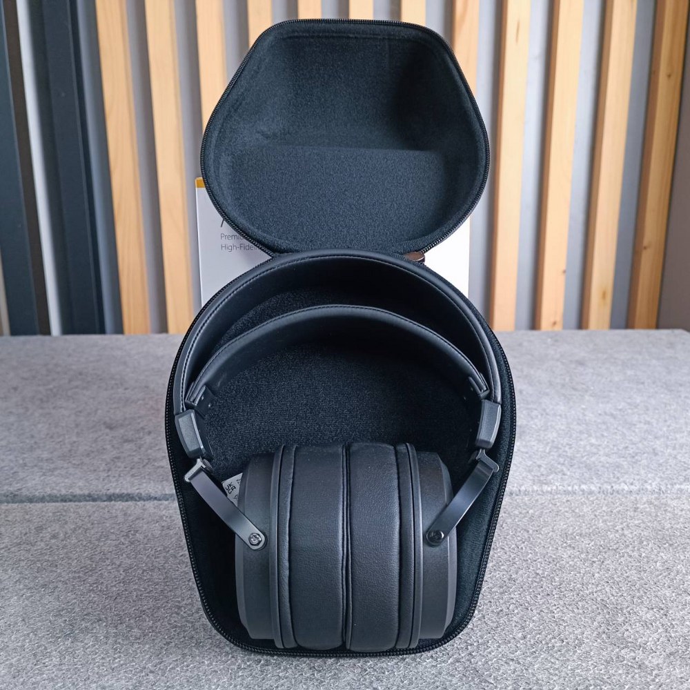 ราคาเฉพาะหูฟังไม่รวมขาแขวน BEHRINGER ALPHA หูฟัง หูฟังครอบหู หูฟังมอนิเตอร์ หูฟังสตูดิโอ Studio Monitoring Headphones เบริงเจอร์ หูฟังอัลฟ่า เอไอ-ไพศาล