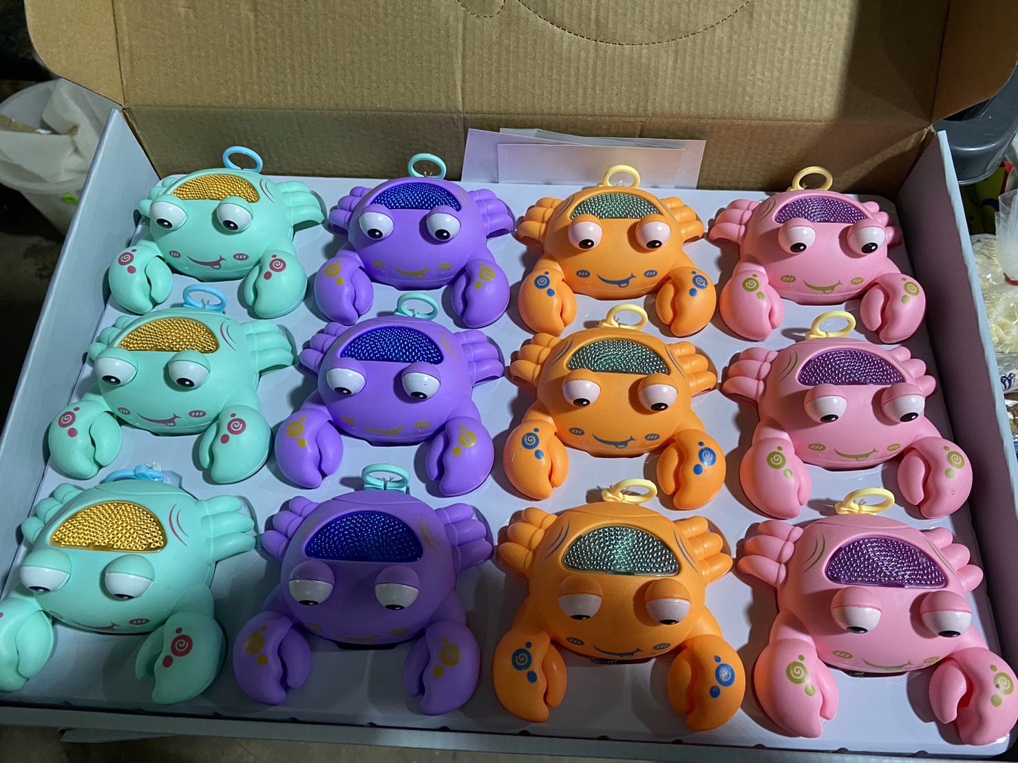 TS30517 ของเล่นเด็กเล็กกุ้งเล่นมือ กุ้งไขลาน ปลีกยกกล่อง