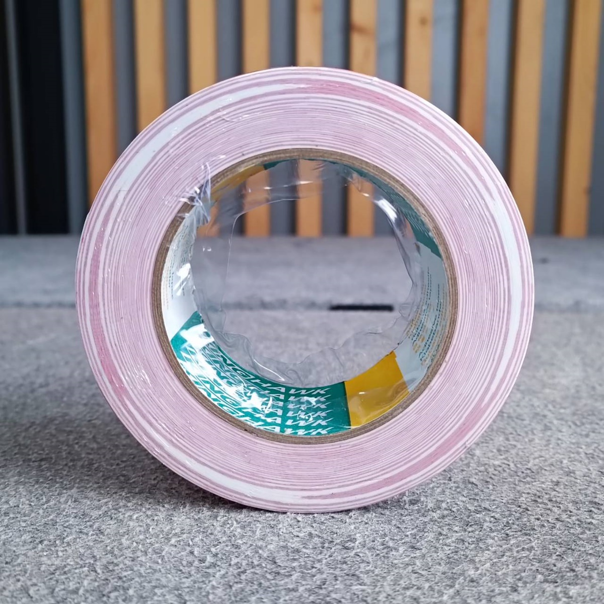 1ม้วน แดงขาว เทปตีเส้นพื้น PVC TAPE ขนาด 48mm ยาว33เมตร สี แดงขาว Kinghawk เทป ตีเส้น เอไอ-ไพศาล