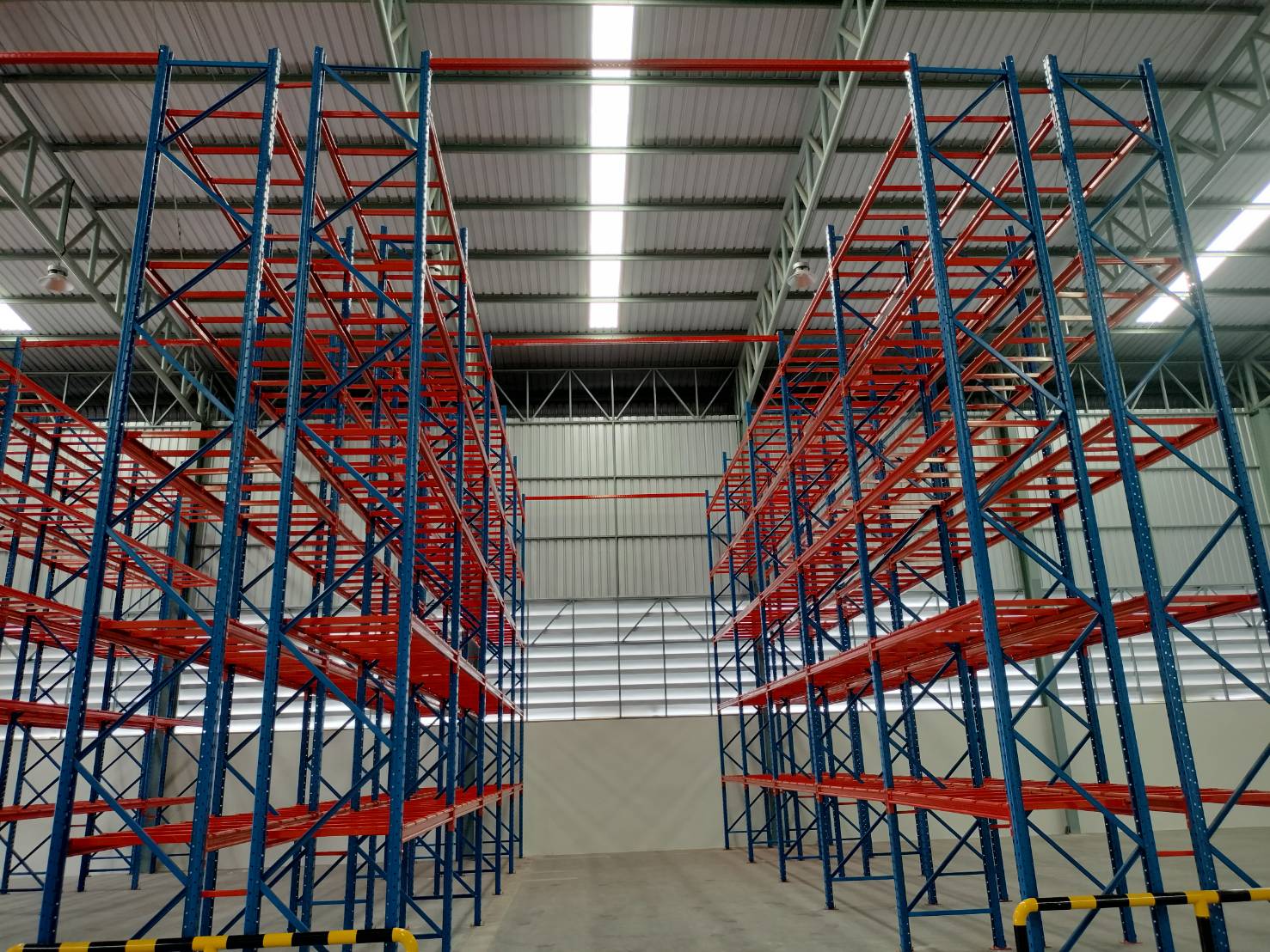 ติดตั้งชั้นเก็บสินค้าในคลังสินค้าสูง7.20เมตร