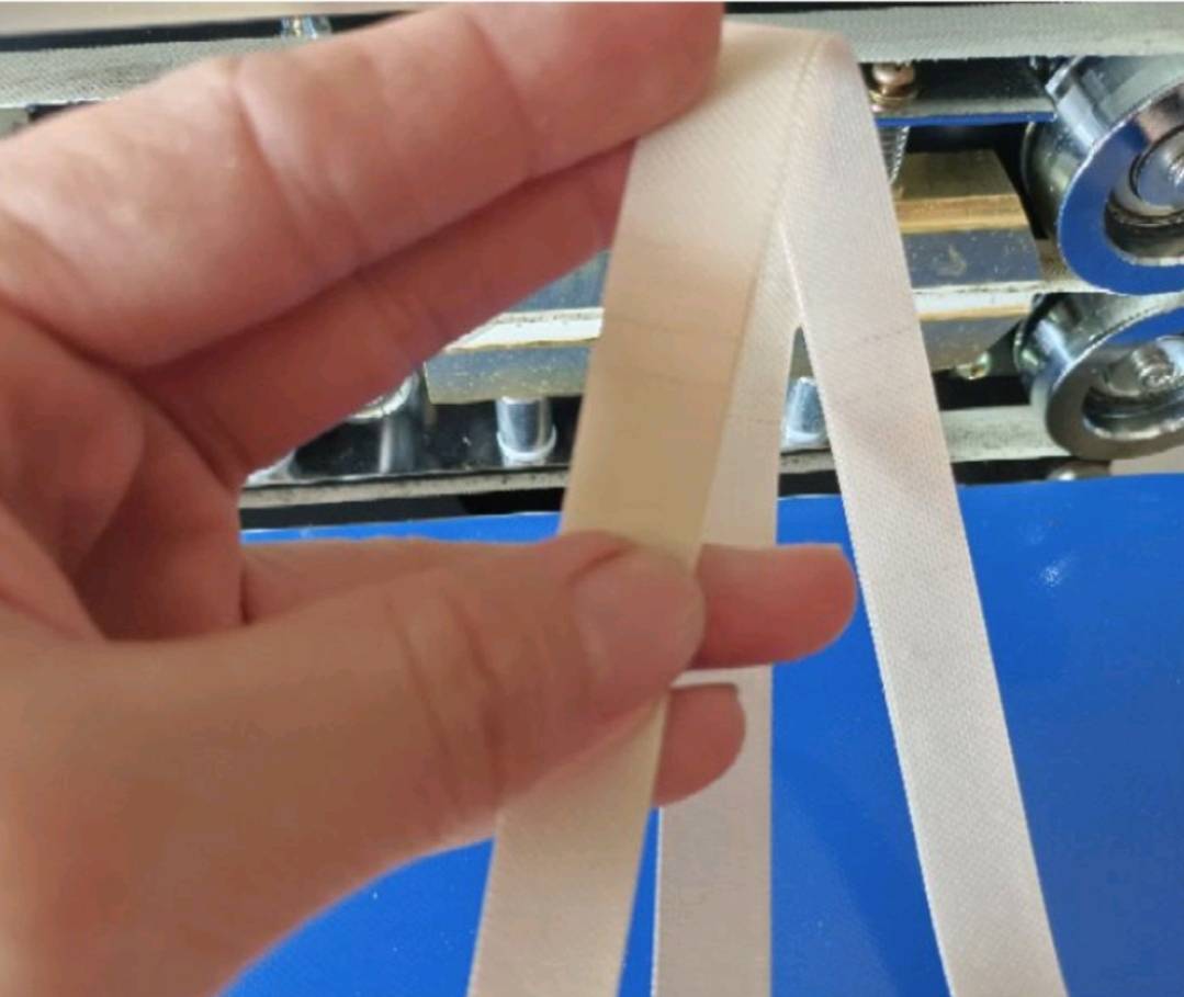 สายพานเทปรอน สายพานทนความร้อน สายพานเครื่องซีล