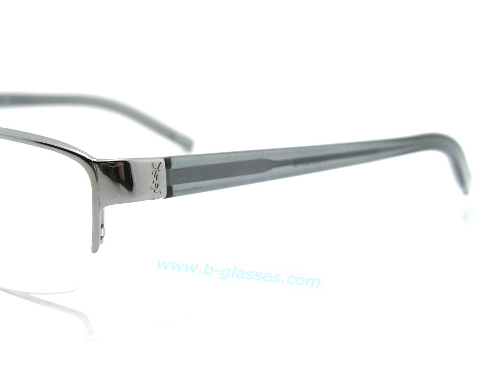 C กรอบแว่นสายตา YSL Clearance sale ไปเลยค่ะ ของแท้100%และถูกสุดๆ ส่งตรงจากUS.ค่ะ