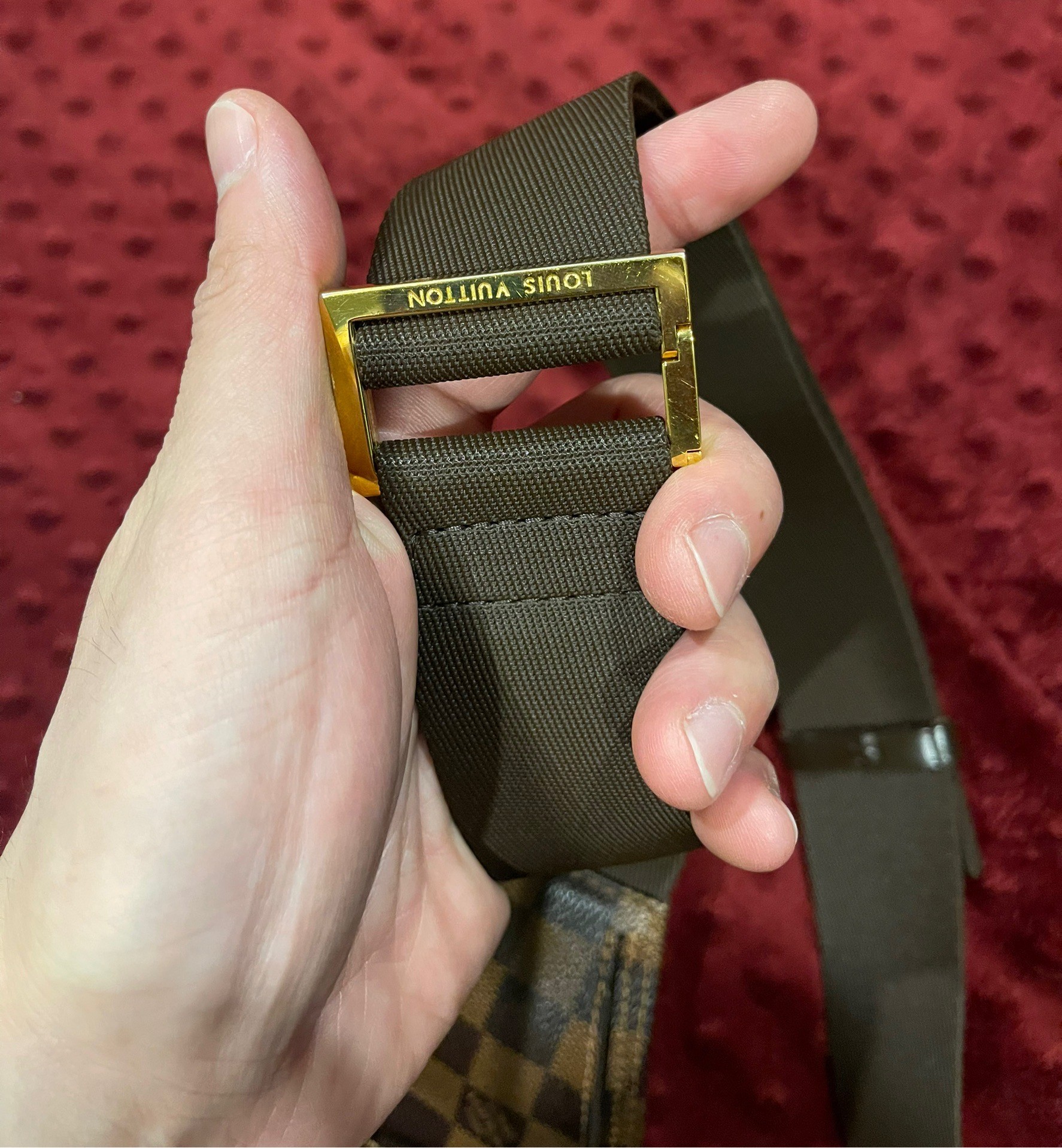 Louis Vuitton Damier Geronimos กระเป๋า คาด-อก รุ่นล่าสุด สภาพ 95% เหมือนใหม่