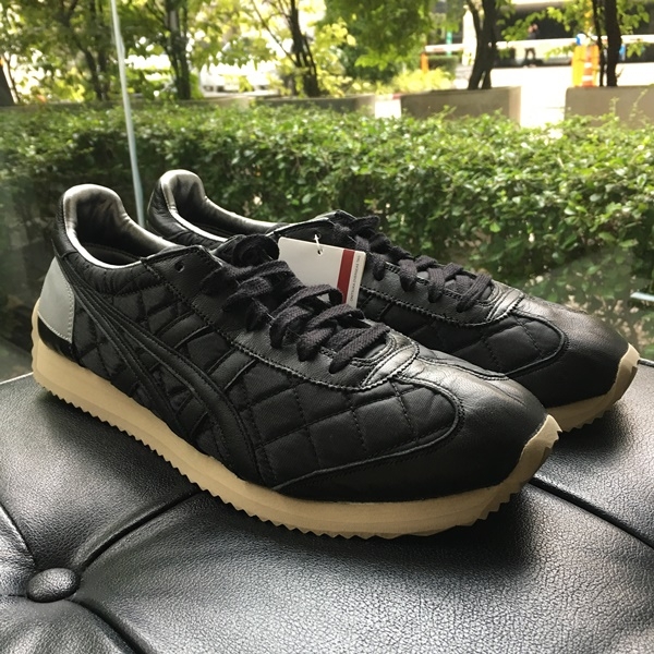 California 78 - Black / Black (Chanel) ลายตารางสีดำ (Show Case)