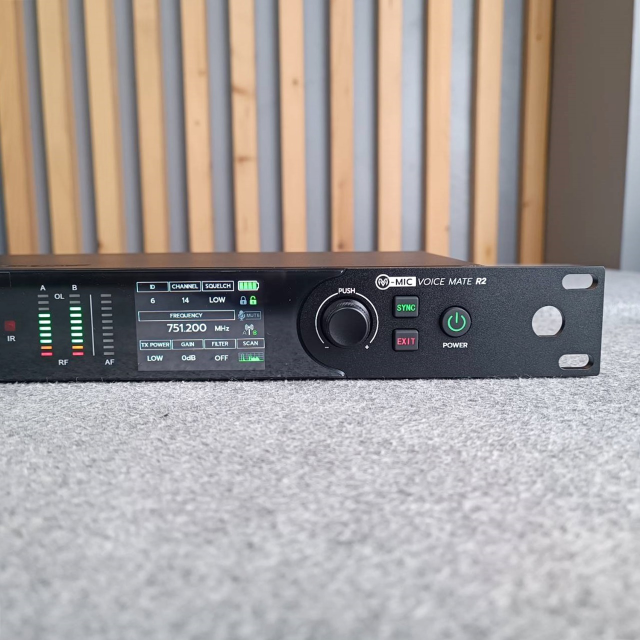 VL AUDIO V-MIC VOICE MATE R2 ไมค์ลอยคู่ ไมโครโฟน ไมค์ไร้สาย ไมค์ลอย Microphone มือถือคู่ เอไอ-ไพศาล