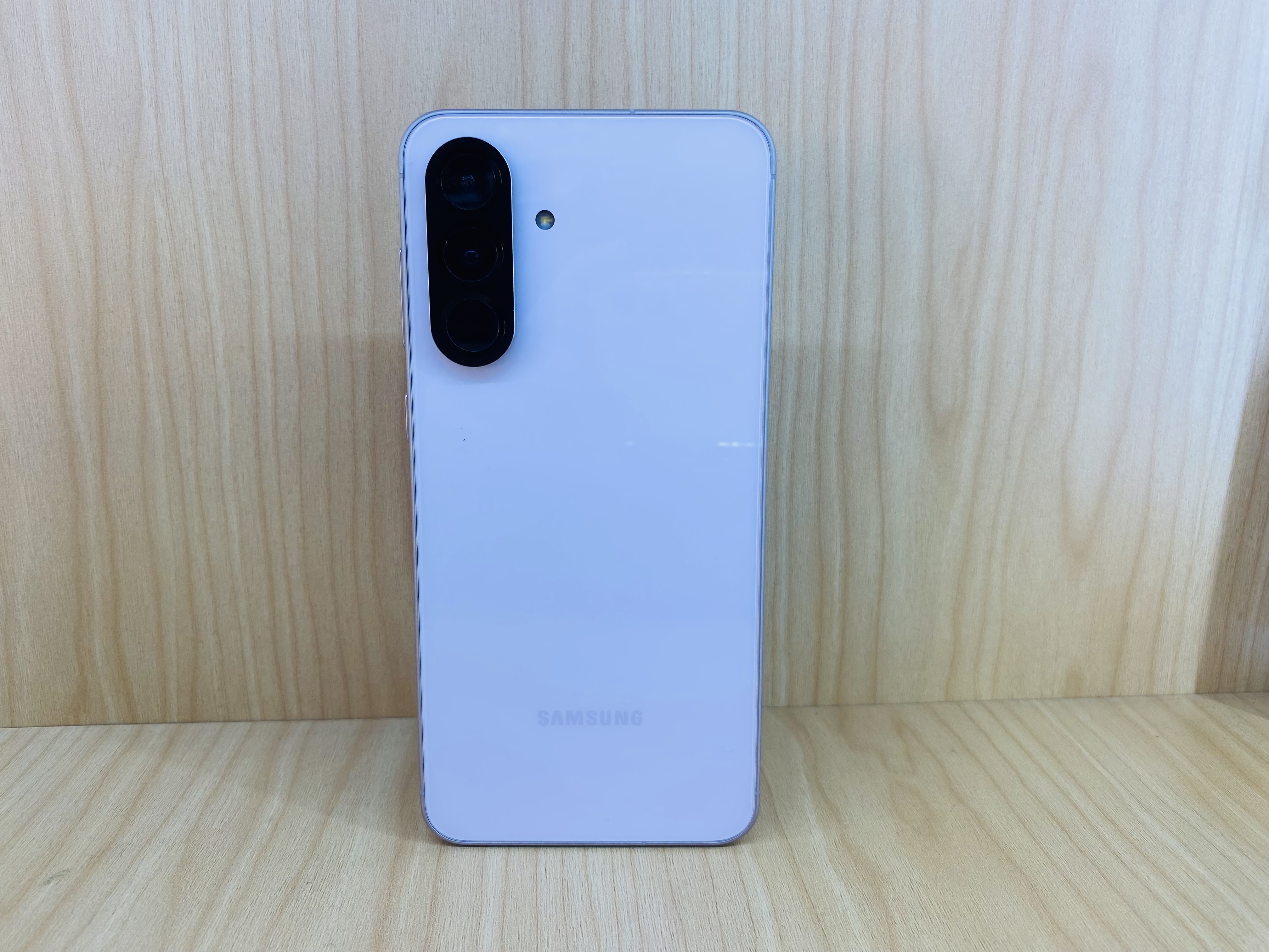 🏈 Samsung Galaxy A56 (8+128GB) Light pink (5G) 🏈🏀 นานๆมาที ‼️ Galaxy A56 ราคาสุดคุ้ม 🏀