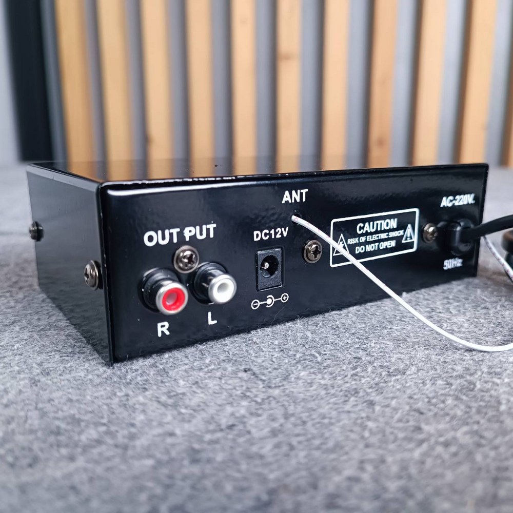 KINGWA BT-12 เครื่องอ่านUSB บูลทูธ พร้อมรีโมทใช้ได้ทั้งไฟบ้าน และไฟรถ12V AC/DC เครื่องเล่น KING WA BT 12 BT12 เอไอ-ไพศาล