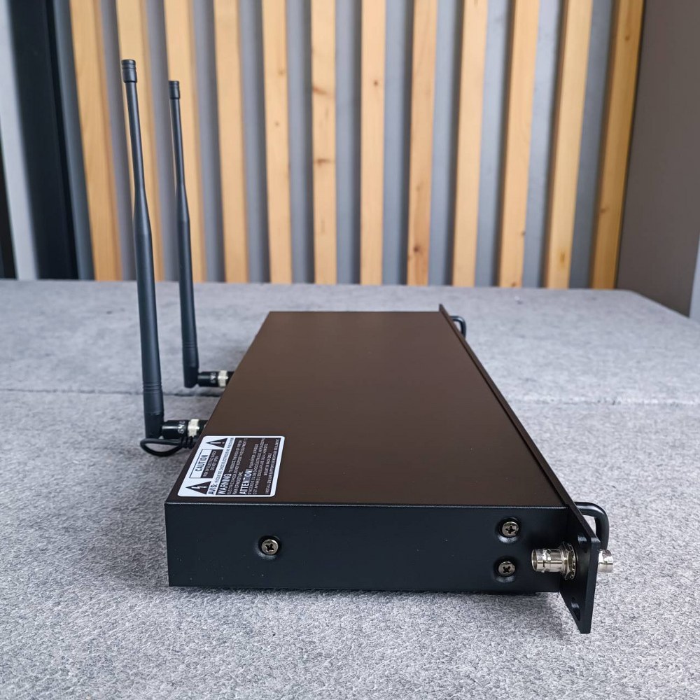 TADA UR-24D ไมค์ลอยคู่ ปรับความถี่ได้ Wireless Microphone UHF ชุดไมค์ลอยคู่ TA DA UR 24D UR24D เอไอ-ไพศาล