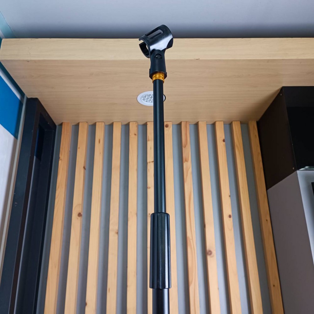 NTS ST-16 ขาตั้งไมค์ ตั้งพื้นตรง ฐานกลม แบบปรับระดับ พร้อมคอจับไมค์ Mic Stand ขาไมค์ตั้งพื้น ST 16 เอ็นทีเอส ST16 เอไอ-ไพศาล