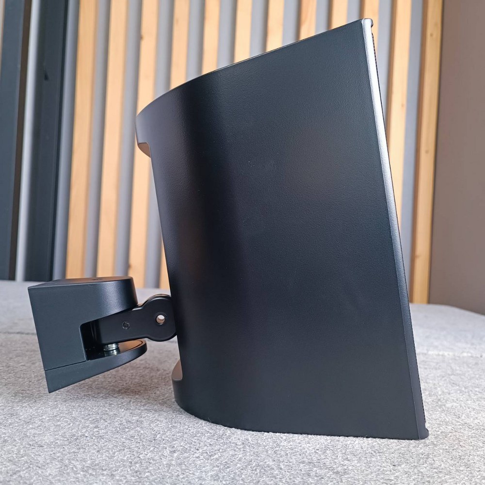 TOA F-05BT ตู้ลำโพงแขวน สีดำ พร้อมขาแขวน ลำโพงติดผนัง ขนาด 5 นิ้ว รองรับกำลังขับ 120 วัตต์ 8 โอห์ม โตอะ F 05BT F05BT เอไอ-ไพศาล