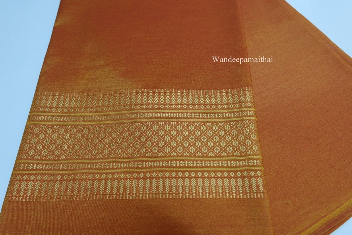 ผ้าไหมเกษตร คุณภาพดี ราคาถูก (สีส้ม)