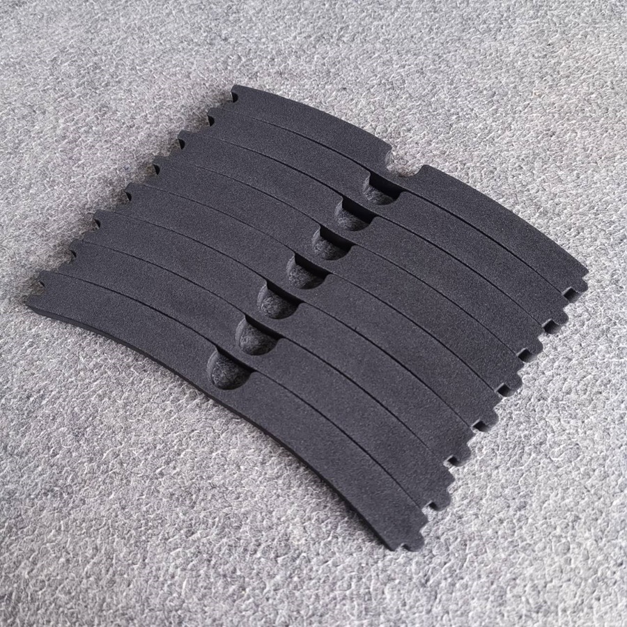 (1ชุด มี8ชิ้น) ขอบทับลำโพง 18นิ้ว 8ชิ้น เว้ากลาง แบบจิ๊กซอว์ ขอบทับ ลำโพง คิ้วลำโพง ฟองน้ำขอบลำโพง อะไหล่ดอกลำโพง18นิ้ว เอไอ-ไพศาล