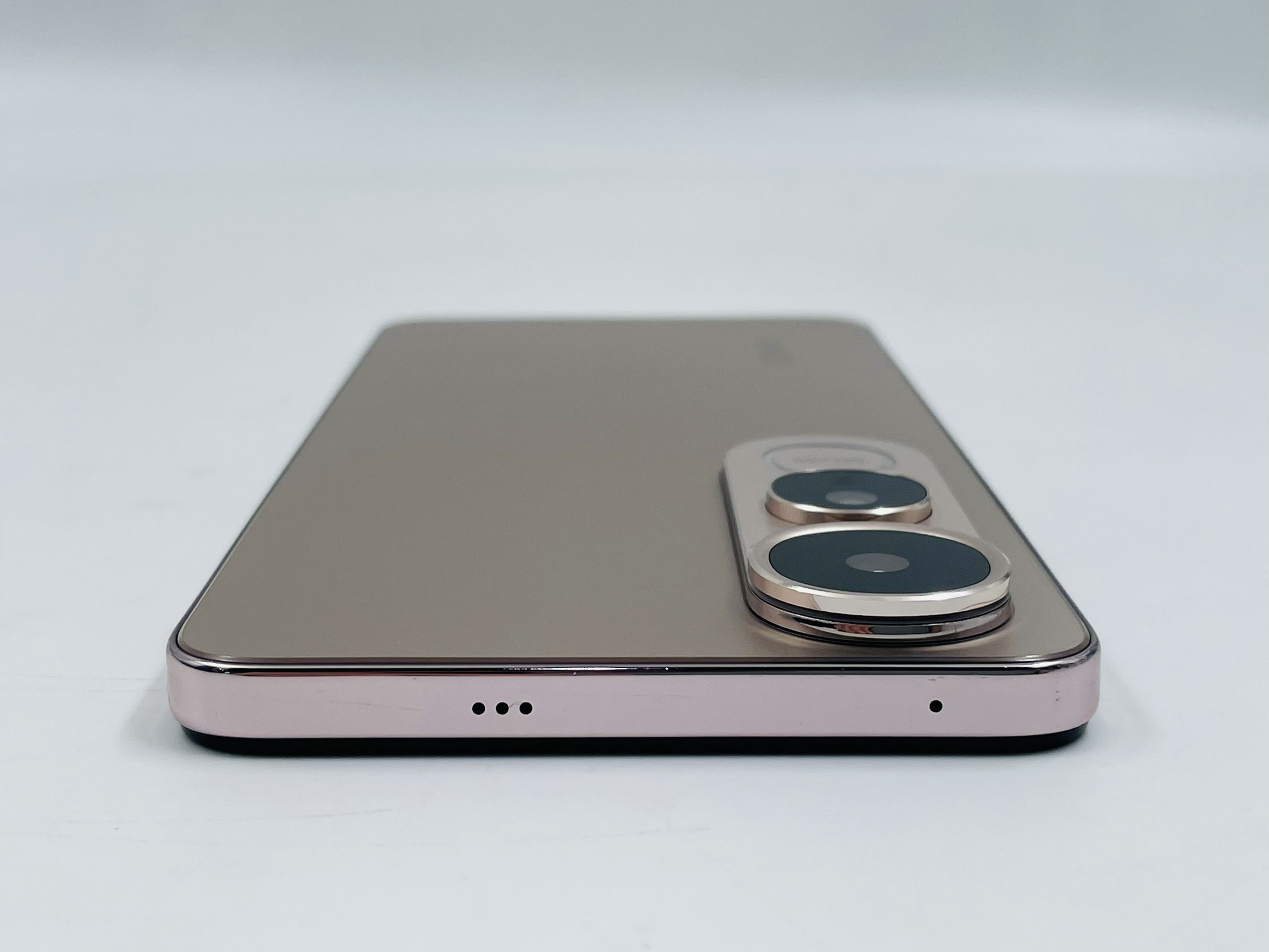 🧊 vivo V50 Lite (12+512GB) Titanium Gold (5G) 🧊 😻 vivo สภาพดี ความจุเยอะ พร้อมประกันศูนย์❗️ราคาคุ้มๆ 😻