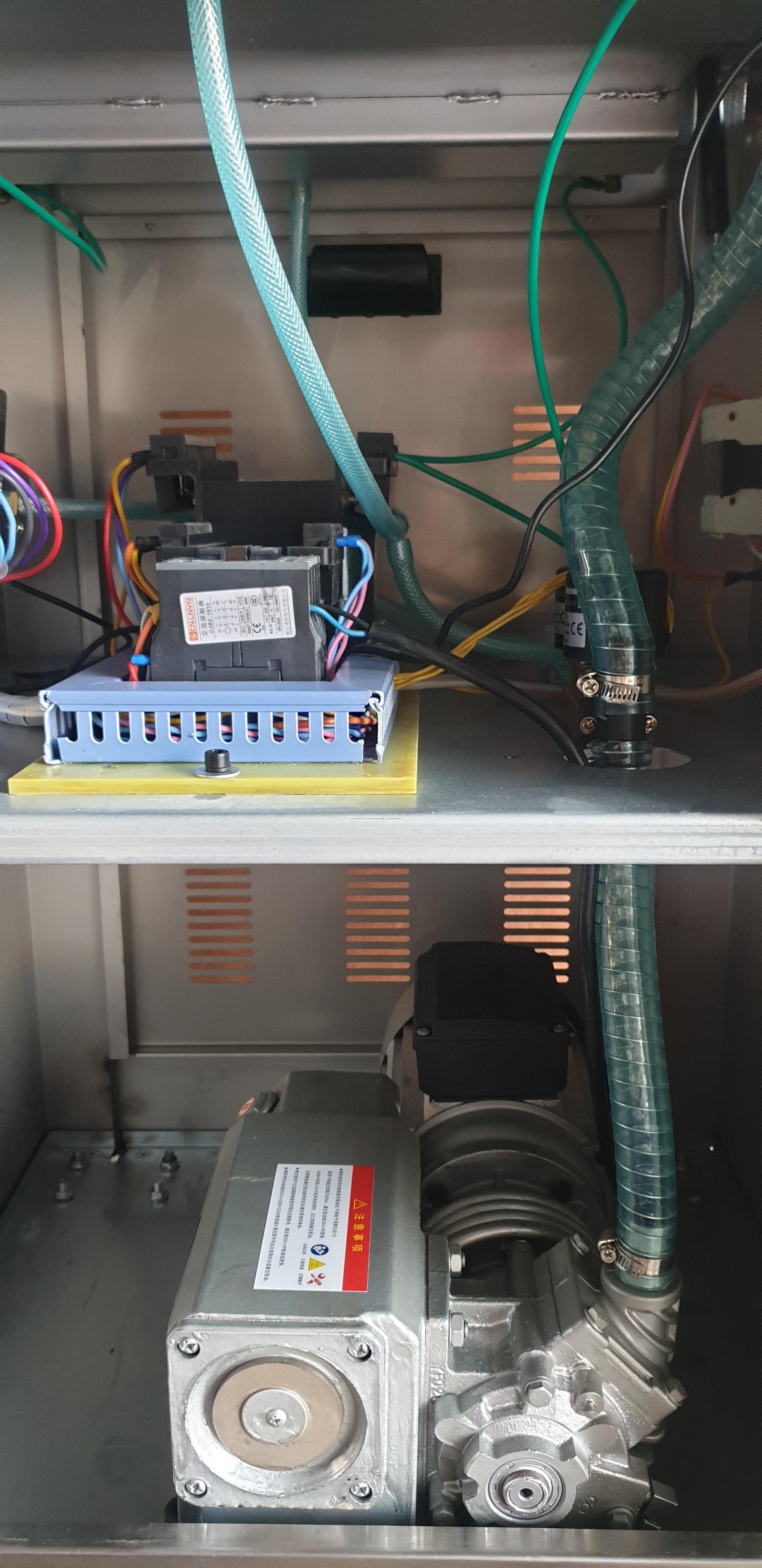 เครื่องซีลสูญญากาศ รุ่น DZ-400 ราคา 18000 บาท