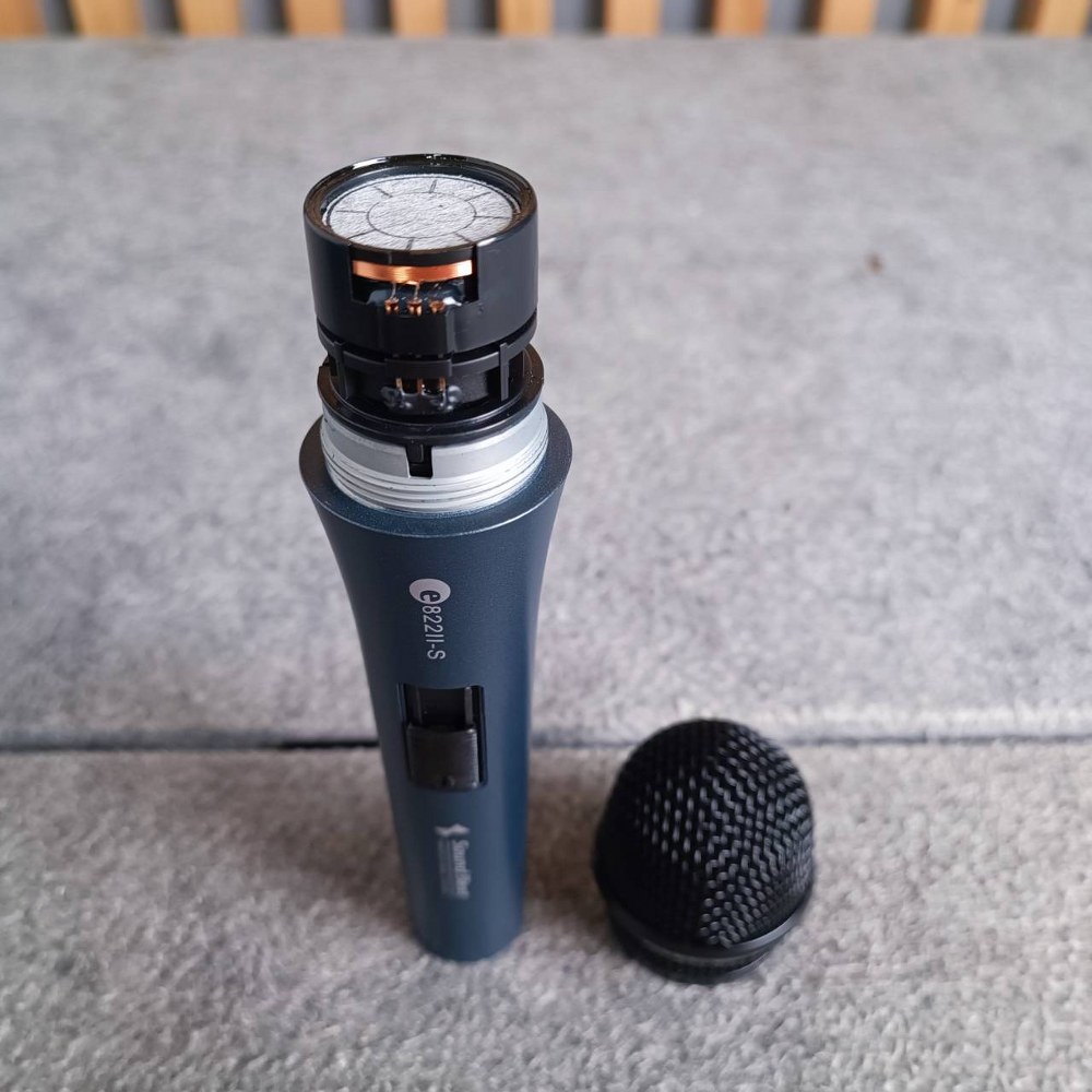 SOUNDBEST E-822II ไมค์สาย พร้อมสายยาว 5เมตร E 822II E822II MICROPHONE ไมโครโฟนสาย ไดนามิกซ์ไมโครโฟน SOUND BEST เอไอ-ไพศาล