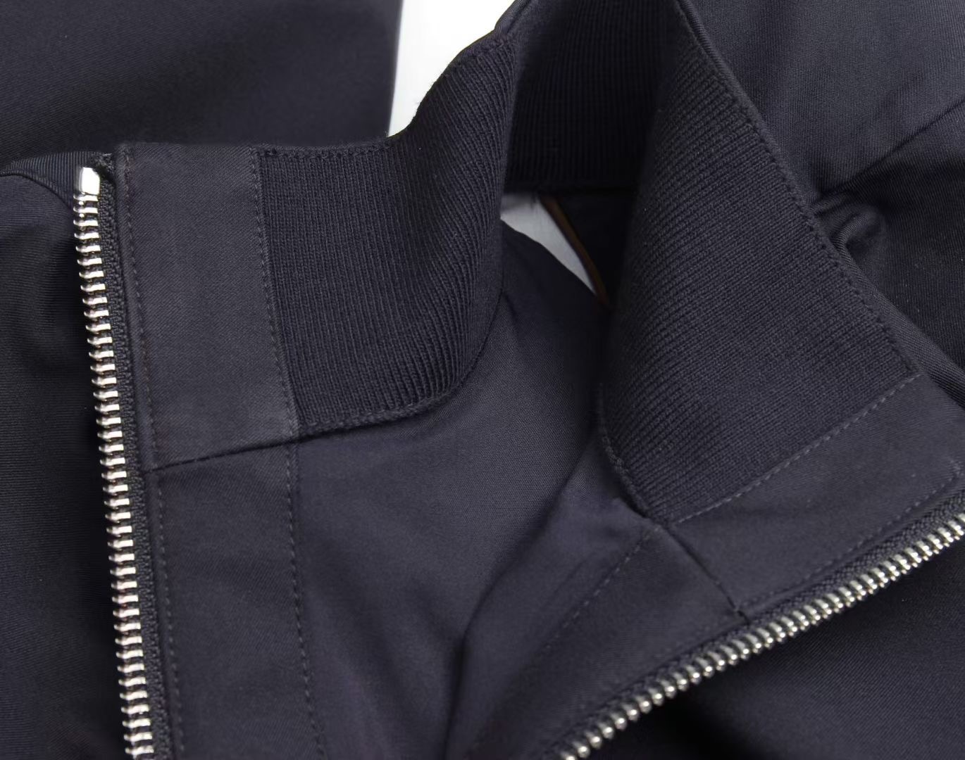 **do** เสื้อคลุม Zegna MOTORIN 100CC MICROFIBER BLOUSON สินค้าใหม่ ของแท้