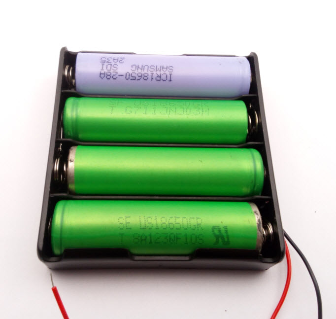 ลังถ่านขนาด 18650 สำหรับ 4 ก้อน (Lithium battery pack 14.8V )