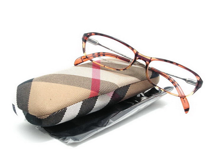 หมดแล้วค่ะ+++กรอบแว่นสายตา Burberry !!!สวยไฮโซสุดๆค่ะ ของแท้100%และถูกสุดๆ ส่งตรงจากUS.ค่ะ