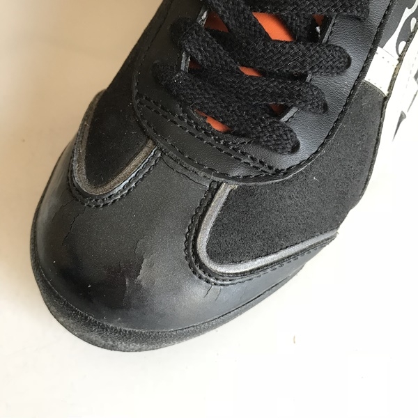 Tokidoki - Black / Silver ดำคาดทอง (Used 8 us)