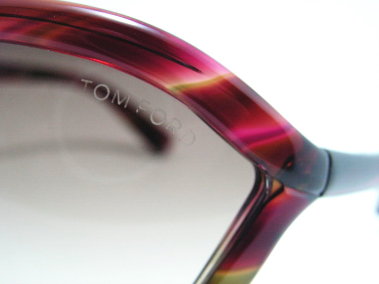 แว่นกันแดด Tom Ford ไฮโซมากมายค่ะ ของแท้100%และถูกสุดๆ ส่งตรงจากUS.ค่ะ