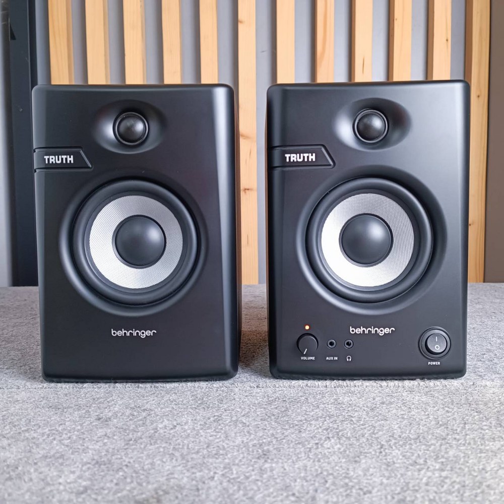 BEHRINGER TRUTH 4.5 ตู้ลำโพงมอนิเตอร์ ลำโพง ขนาด 4.5 นิ้ว 64 วัตต์ เบริงเจอร์ TRUTH-4.5 TRUTH4.5 เอไอ-ไพศาล