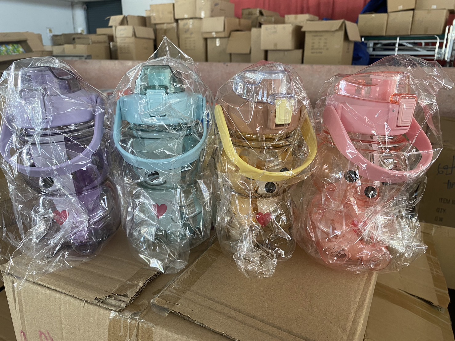 1122031 ของใช้เด็ก กระบอกน้ำ กระติกน้ำลายการ์ตูน กระติกน้ำเด็ก ปลีกชิ้นละ