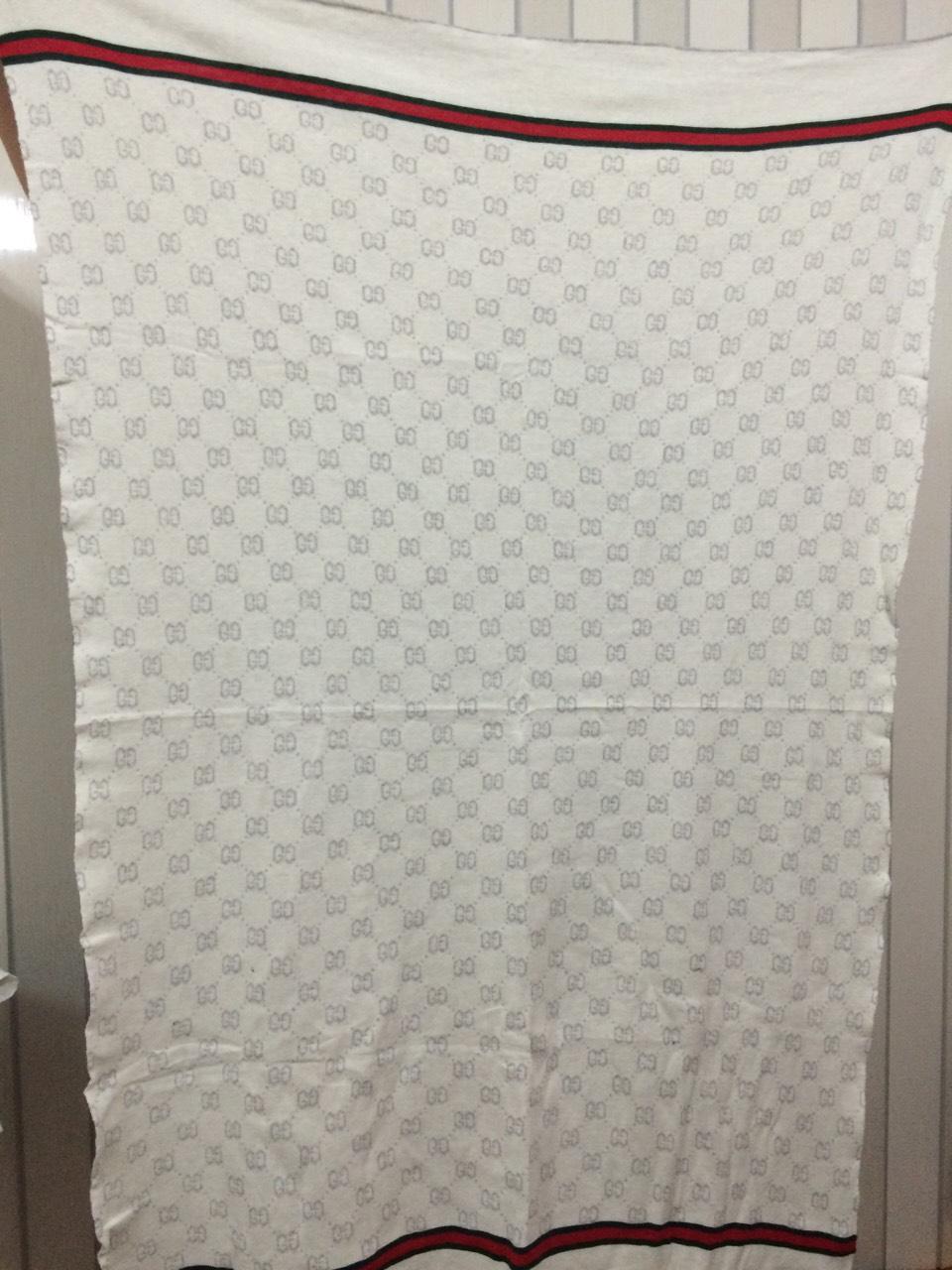 ECH3 ของใช้เด็ก ผ้าห่มเด็กลายกุชชี่