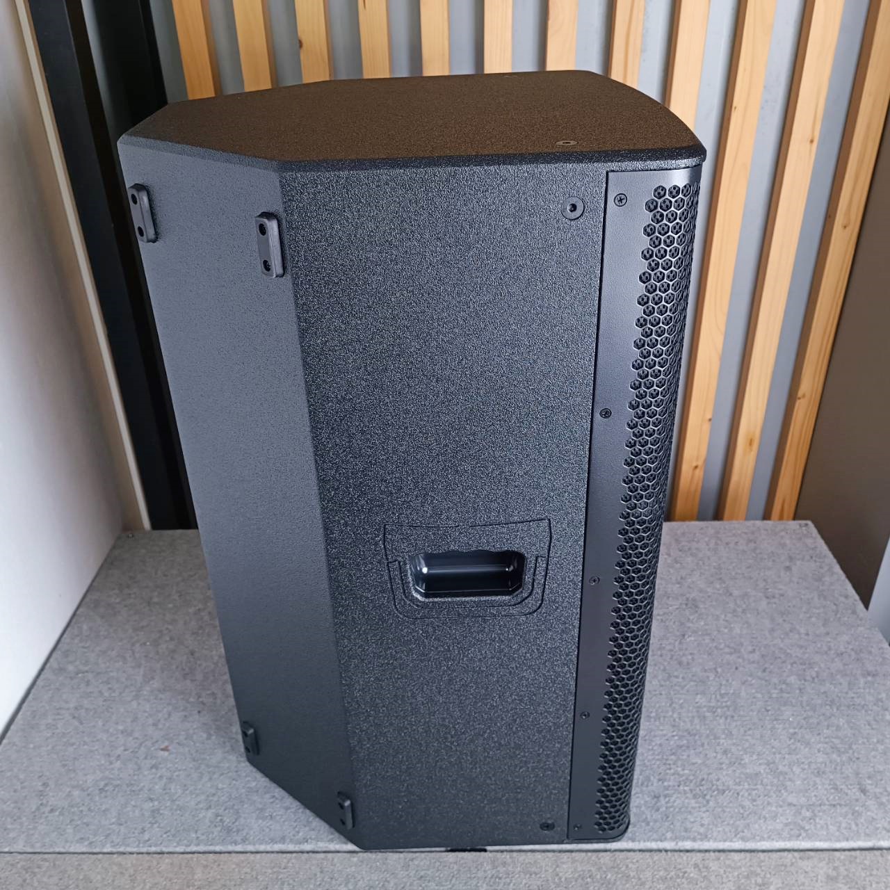 AUDIOCENTER SA315+ active speaker ตู้ไม้ ลำโพง 2 ทาง แอมป์ในตัว 2000 วัตต์ 15 นิ้ว SA-315+ SA 315+ เอไอ-ไพศาล