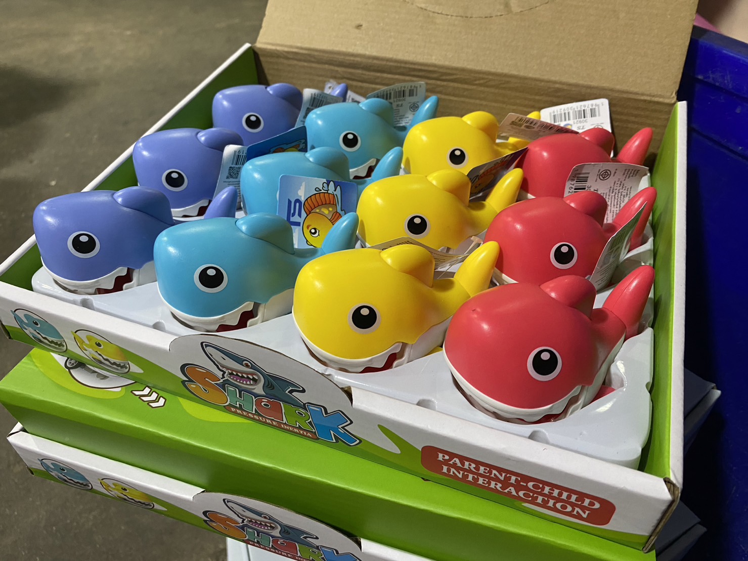 30921 ของเล่นมือปลาฉลามกดเล่นมือ ปลีกกล่องละ