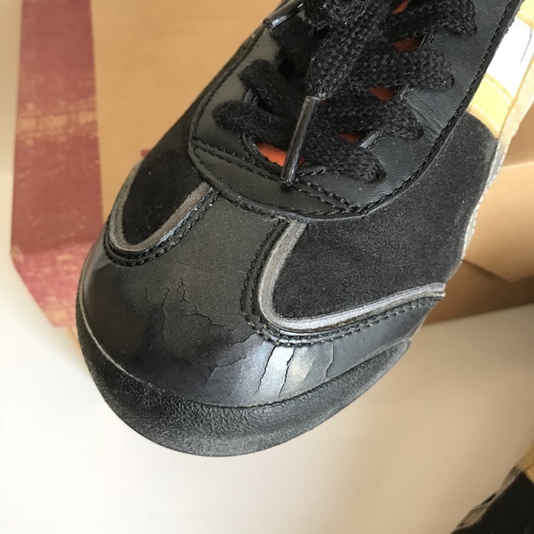 Tokidoki - Black / Silver ดำคาดทอง (Used 8 us)