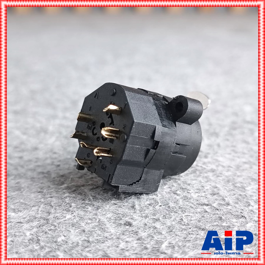 LIDGE YM-068C แจ็คCOMBO COMBO JACK ใช้ร่วมกับแจ็คXLRตัวผู้และแจ็คไมค์MONOตัวผู้ แจ็คไมค์MONOตัวผู้ แบบลงปริ้น แจ็คแบบสเตอริโอ เอไอ-ไพศาล