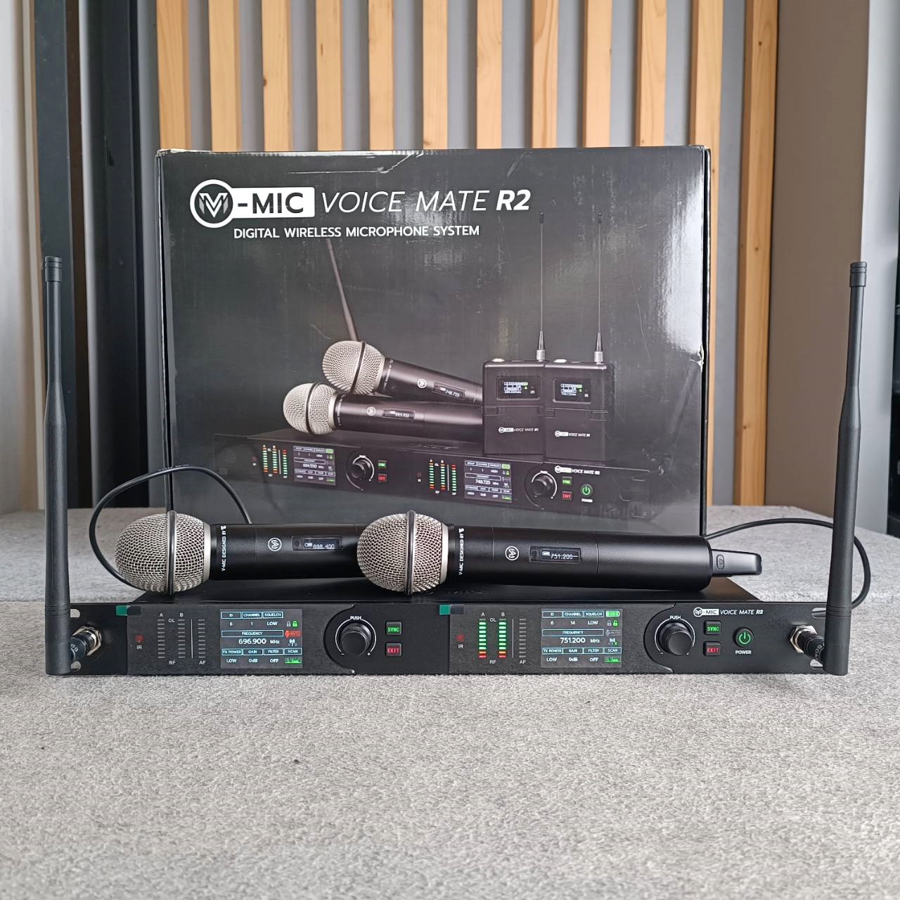 VL AUDIO V-MIC VOICE MATE R2 ไมค์ลอยคู่ ไมโครโฟน ไมค์ไร้สาย ไมค์ลอย Microphone มือถือคู่ เอไอ-ไพศาล