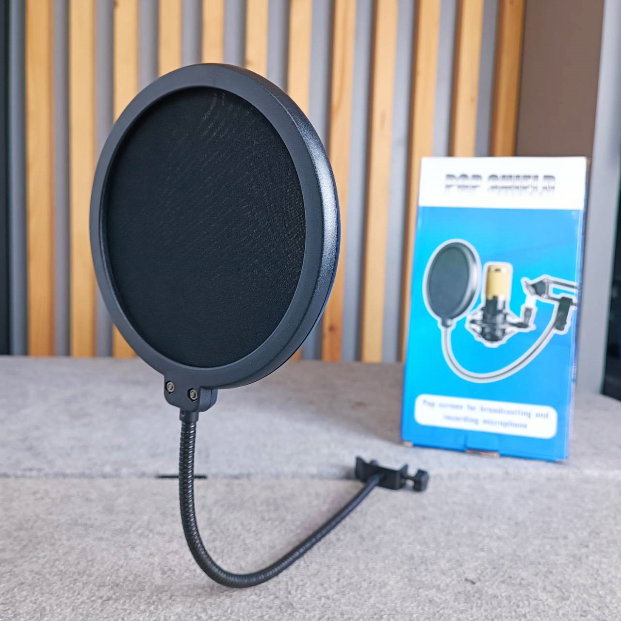 pop filter E-002 สีดำ แผ่นกันลมไมโครโฟน พร้อมขาจับ Gooseneck E 002 mask shield protection E002 เอไอ-ไพศาล