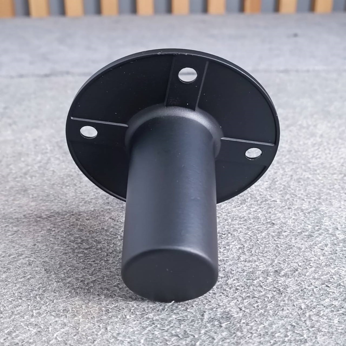 1อัน แป้นสวมขาตั้งลำโพง อลูมิเนียม 909H06 แป้นสวมลำโพง แป้นท้ายตู้ลำโพง 909 H06 แป้นขาตั้งตู้ เอไอ-ไพศาล